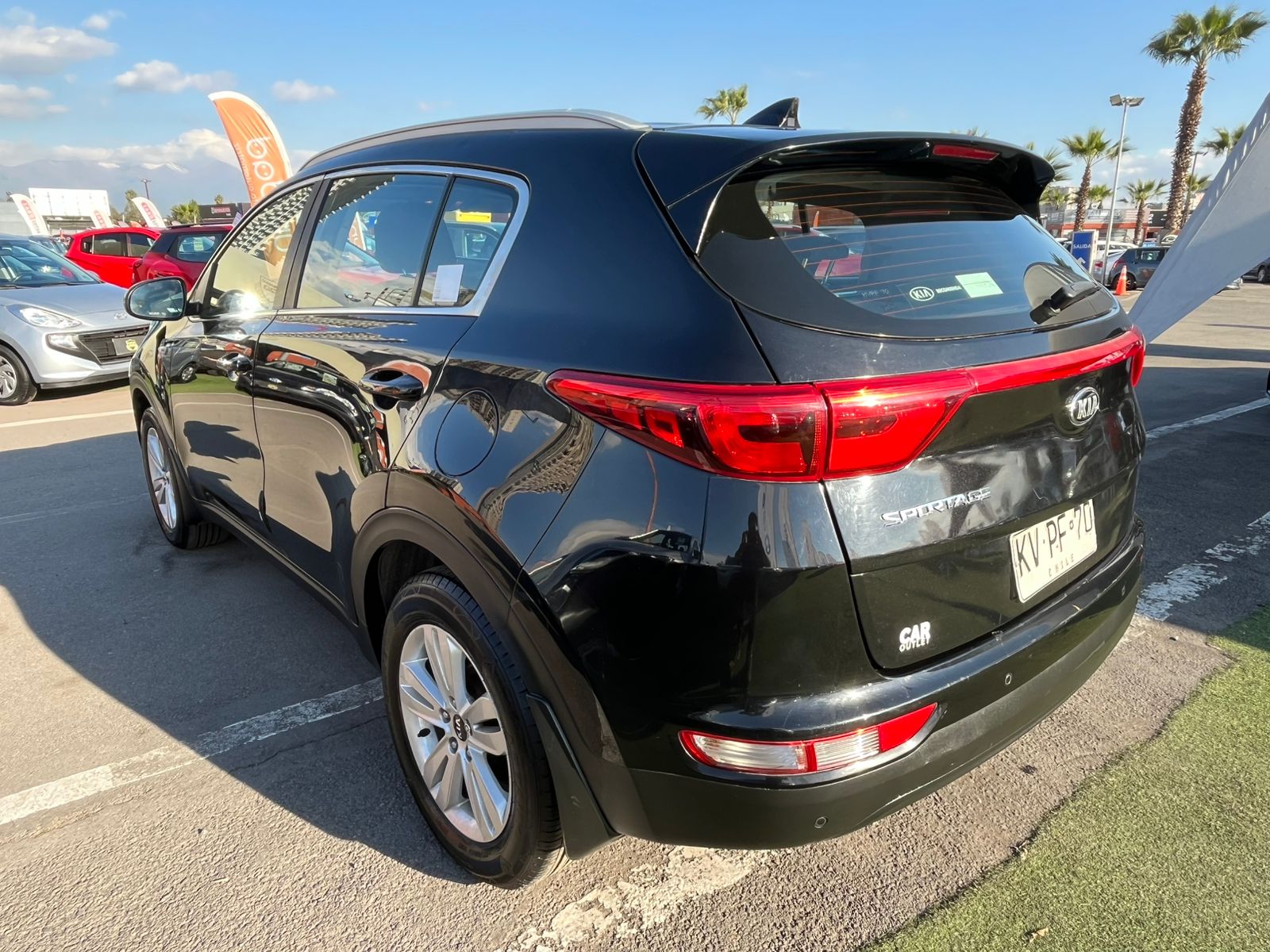 Kia SPORTAGE LX 2.0 2018 - Imagen 3 de 19