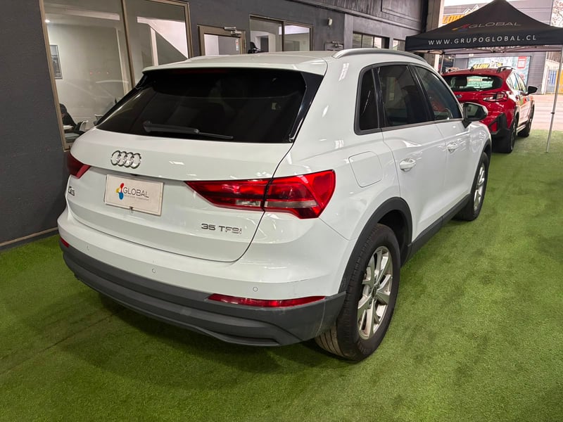 Audi Q3 35 TFSI 1.4 AT 2024 - Imagen 4 de 11
