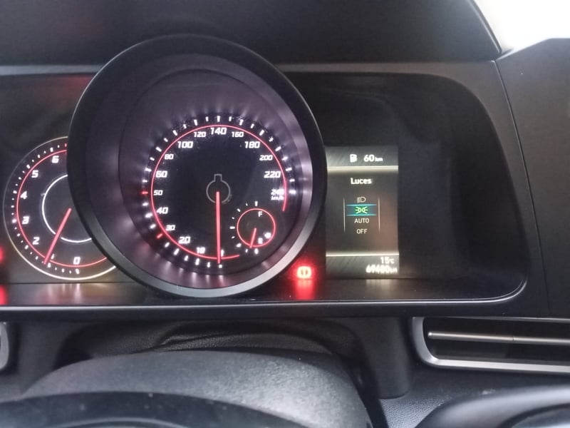 Hyundai ELANTRA CN7 1.6 2023 - Imagen 13 de 13