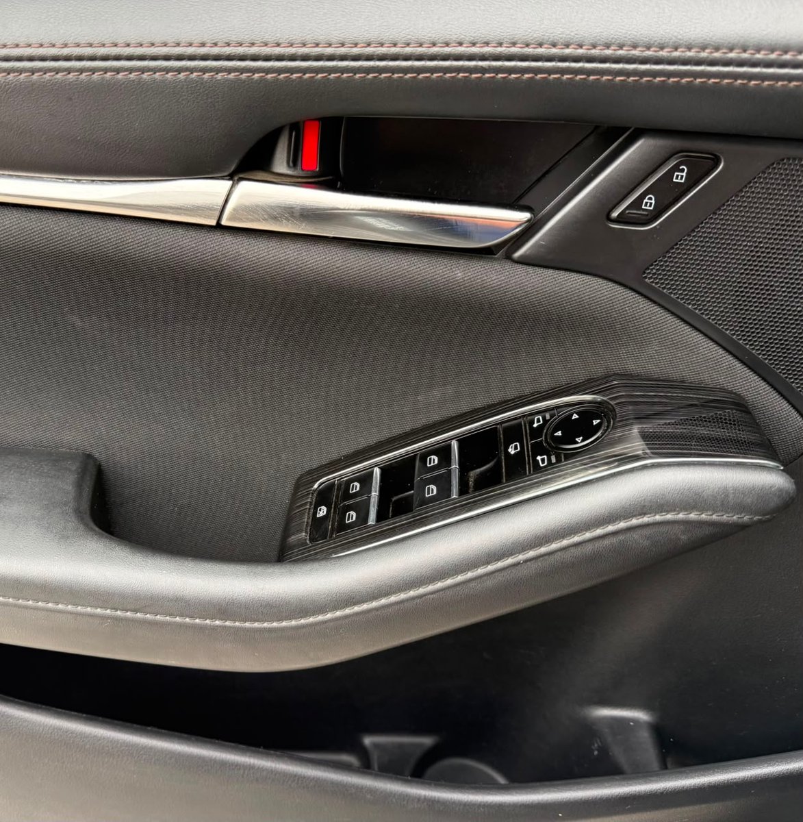 Mazda 3 HATCH BACK 2.0 AUT 2021 - Imagen 11 de 20