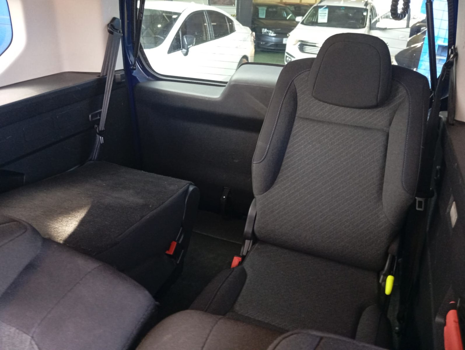Peugeot RIFTER PURETECH 130 1.2 AUT 2023 - Imagen 7 de 13