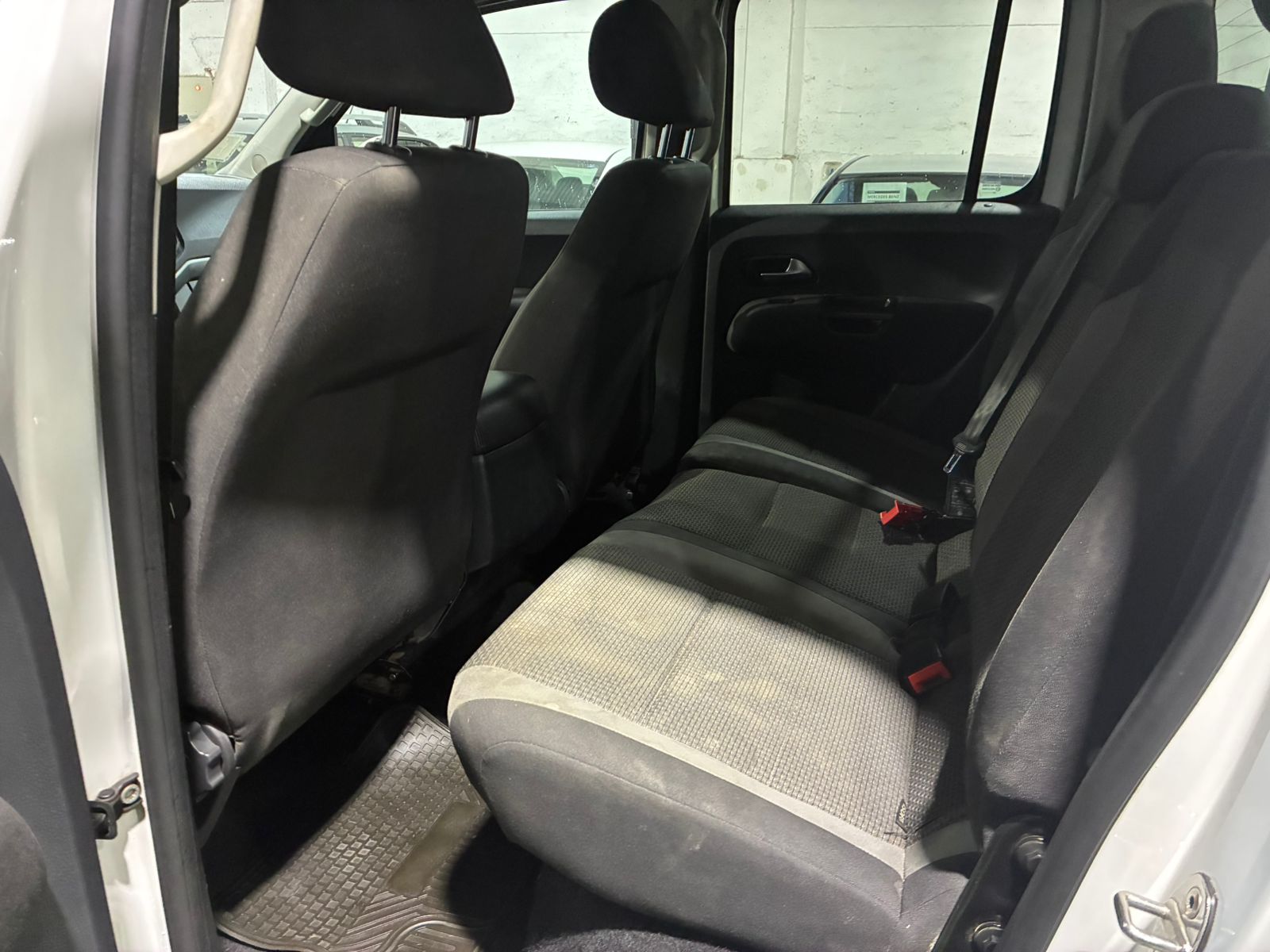 VOLKSWAGEN AMAROK TRENDLINE 4X2 2019 - Imagen 10 de 11