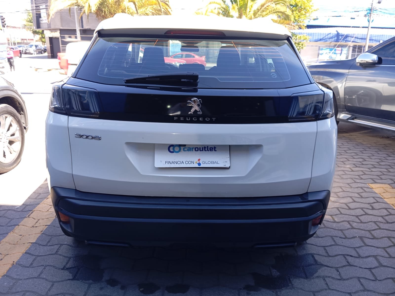 Peugeot 3008 BLUEHDI 1.5 ACTIVE 2022 - Foto 3 de 13