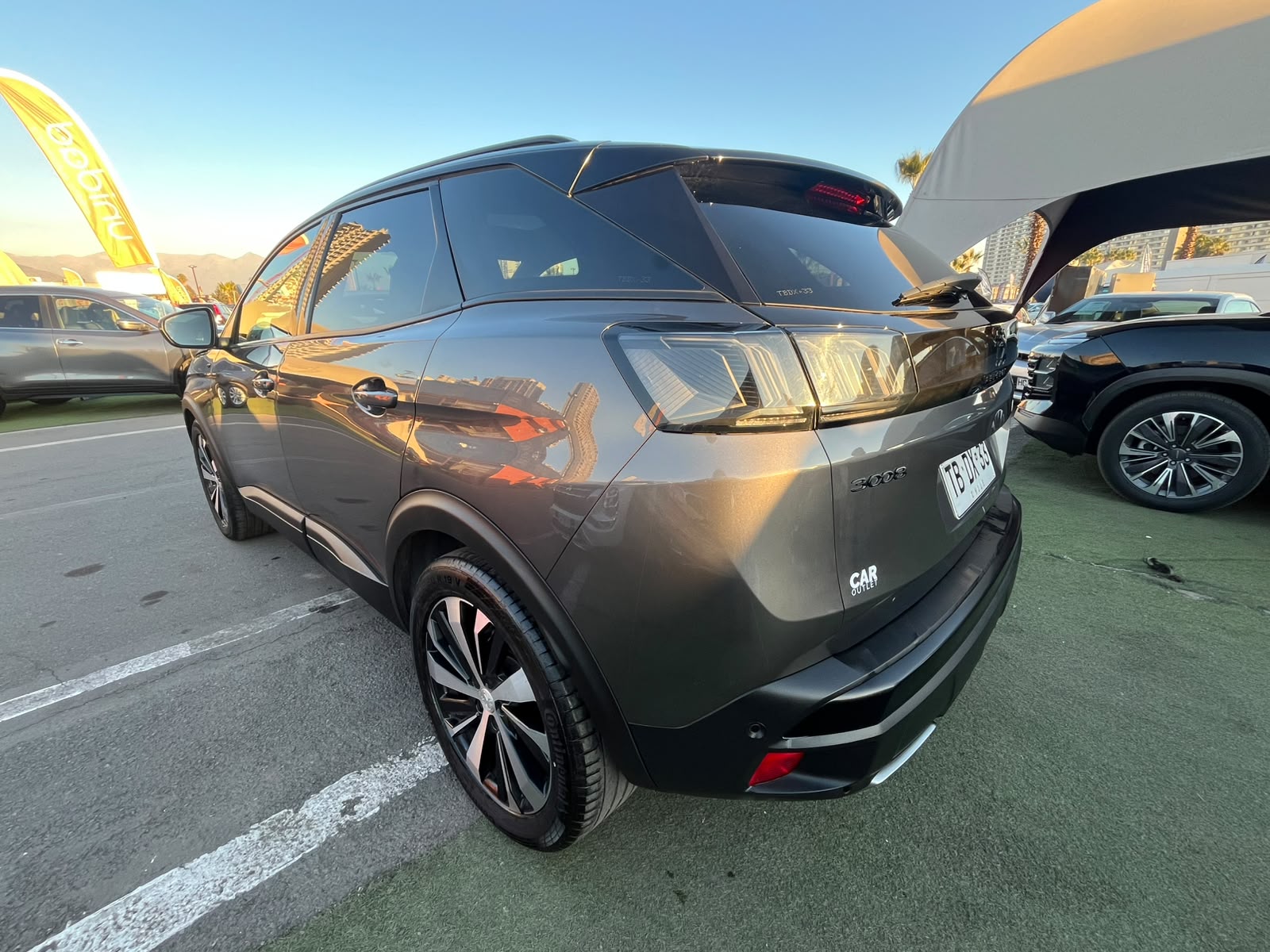 Peugeot 3008 PURETECH 180 EAT8 1.6 AUT 2024 - Foto 3 de 19