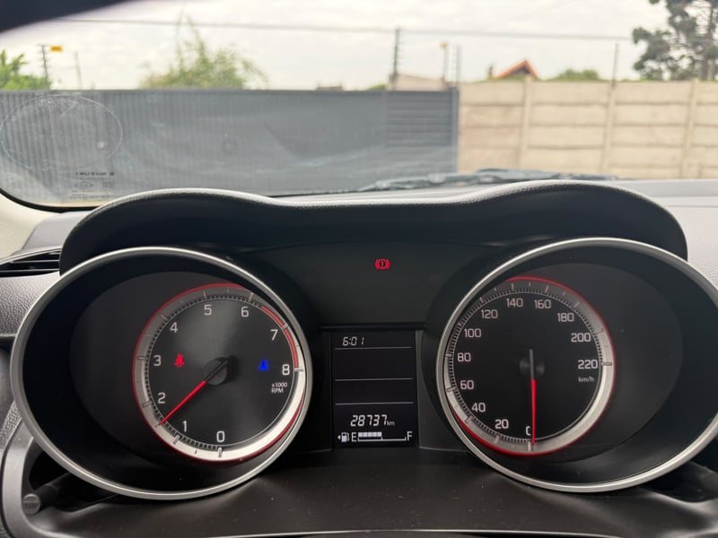 Suzuki SWIFT GL SPORT HB 1.2 2023 - Imagen 14 de 20