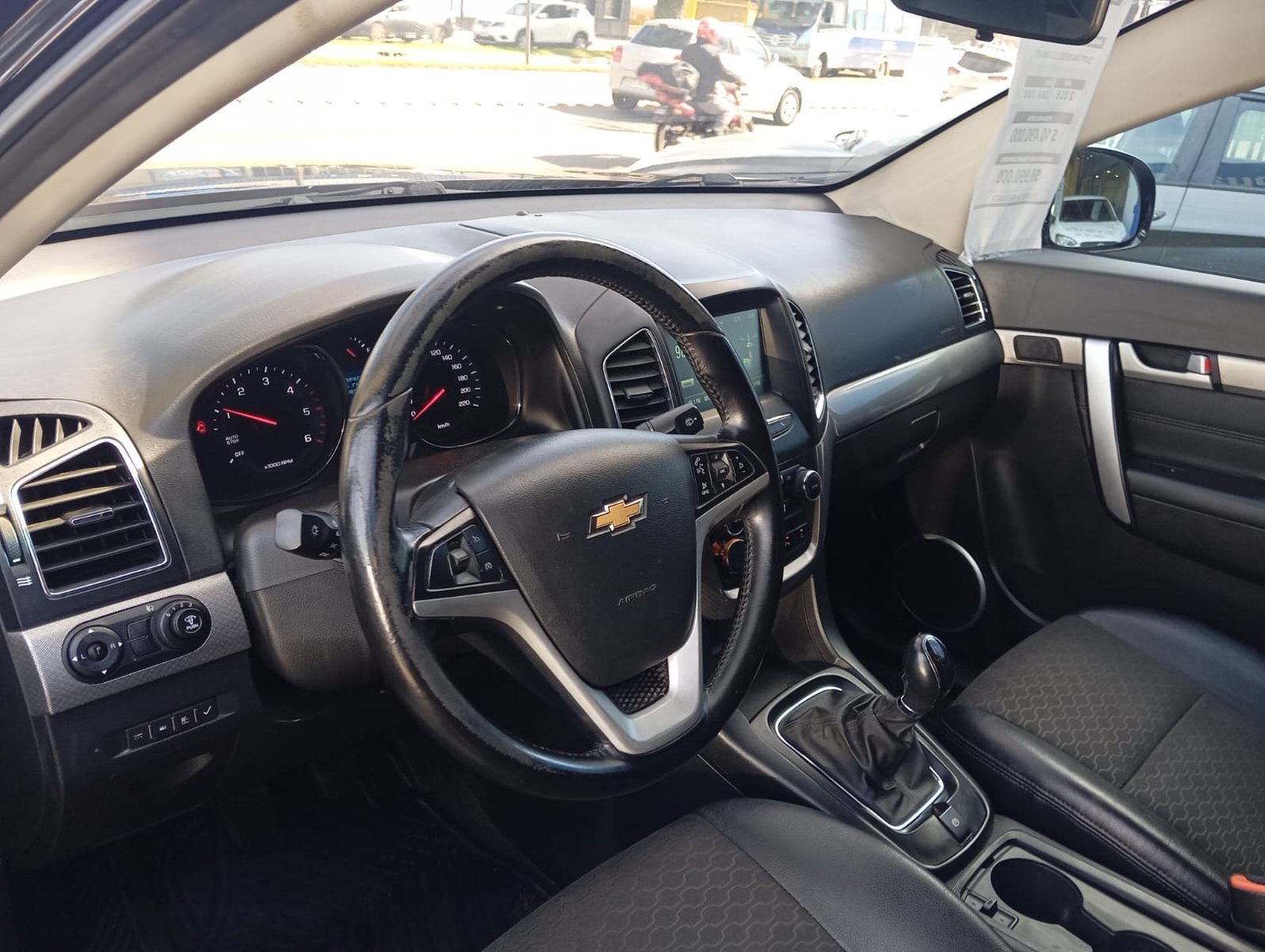 Chevrolet CAPTIVA 5 LT 2.2D AWD 6MT 2018 - Imagen 11 de 15