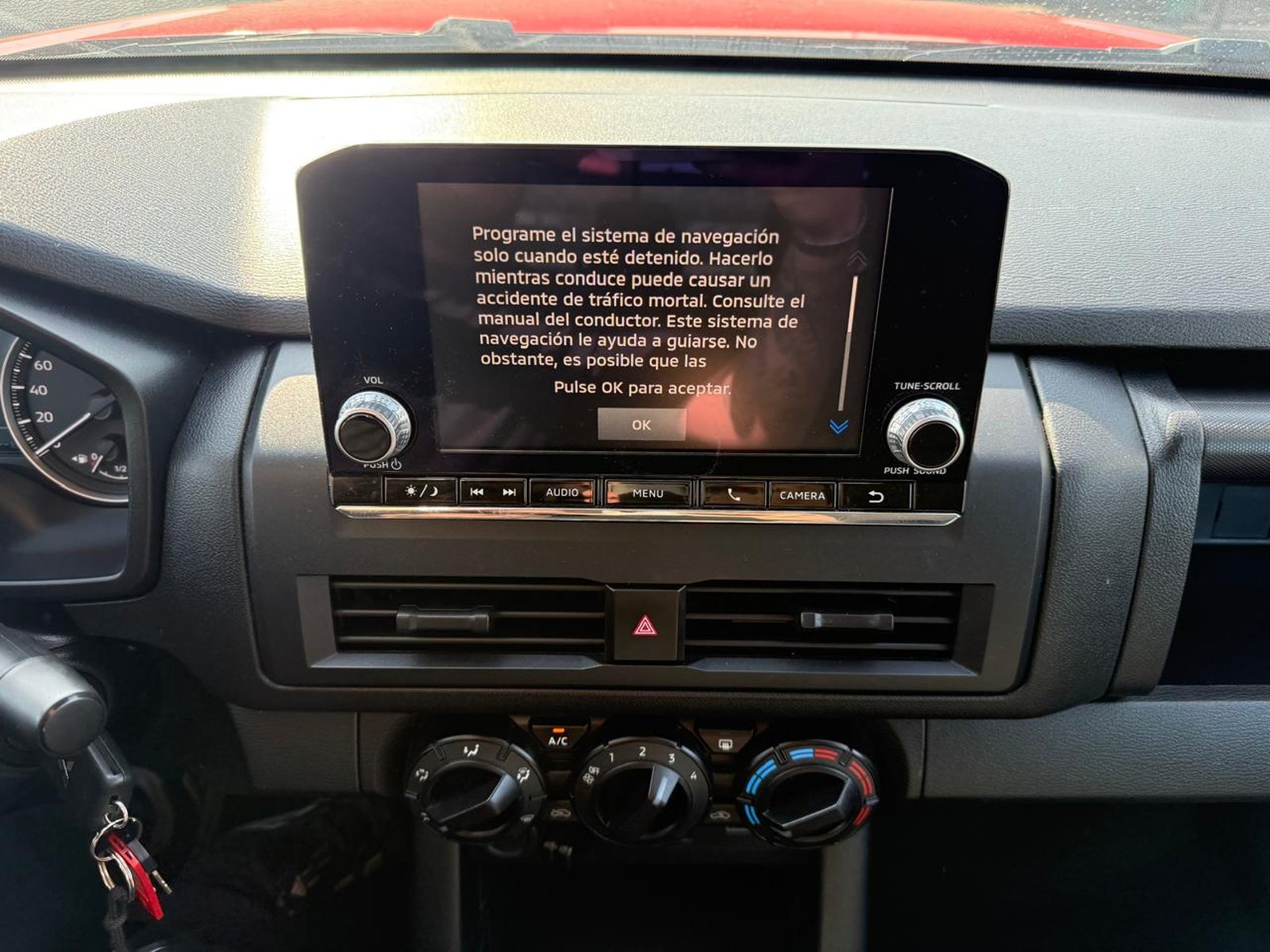 Mitsubishi L200 KATANA XR 2.4 2025 - Imagen 16 de 20