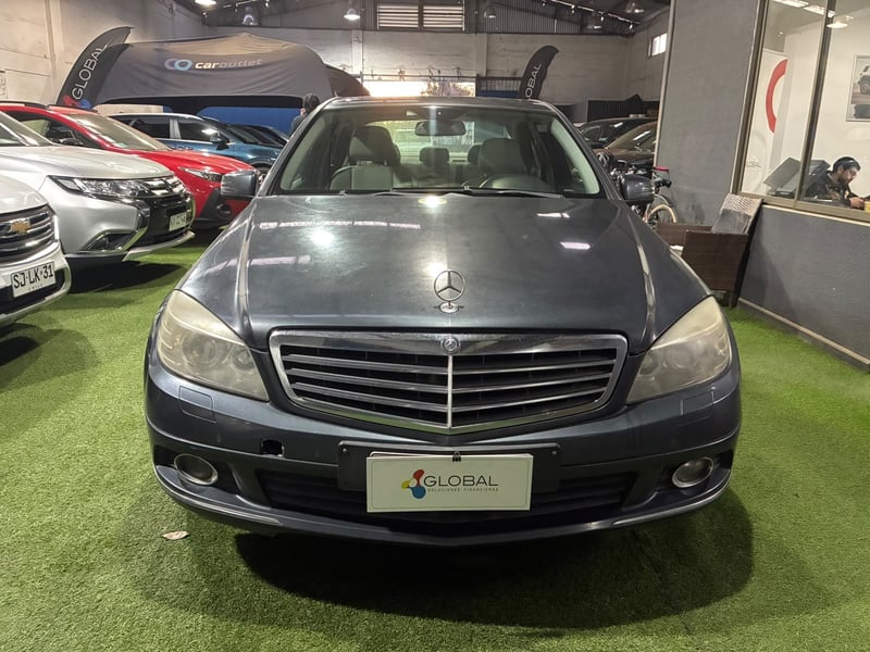 Mercedes-Benz C200 CGI 2010 - Imagen 6 de 12