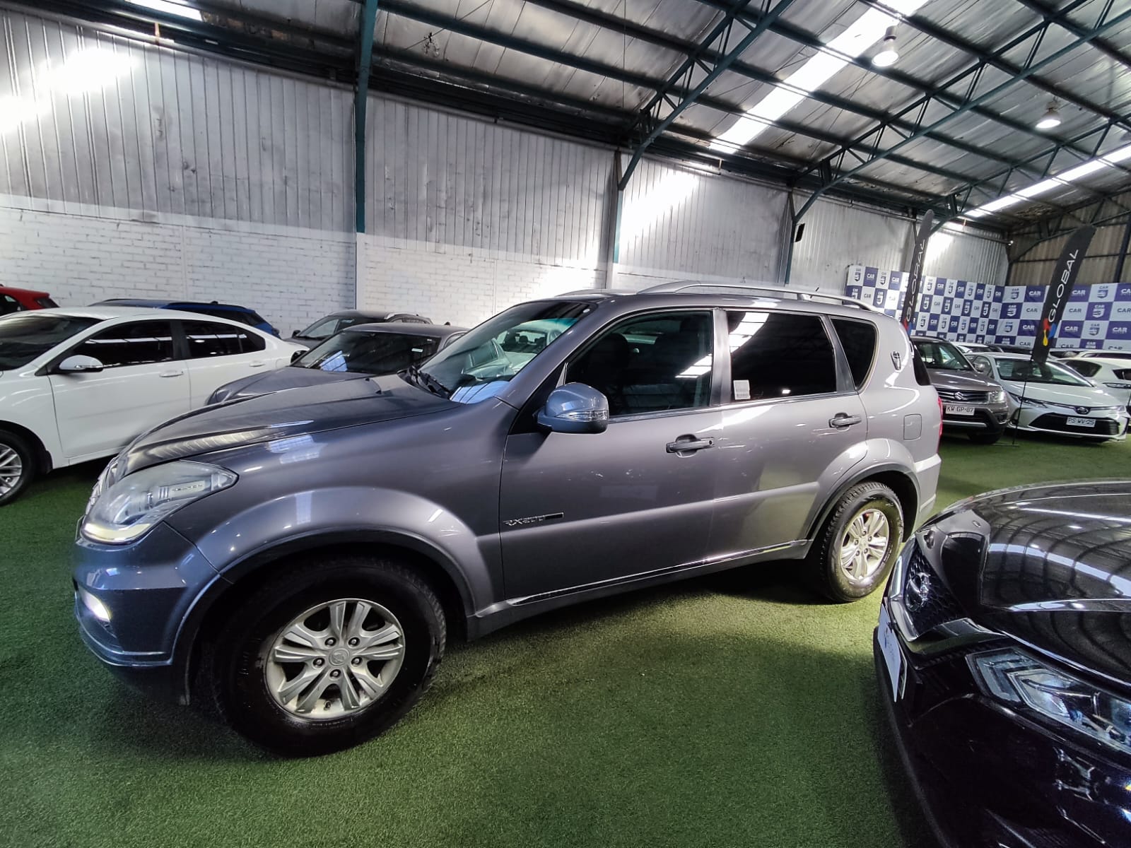 SsangYong REXTON 2.0 2016 - Foto 2 de 14