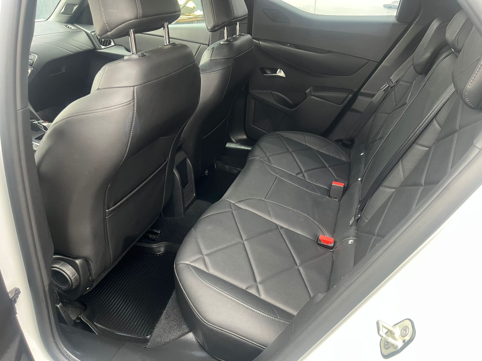 DS Automobiles DS3 CROSSBACK 4X2 1.2 AT 2022 - Imagen 16 de 18