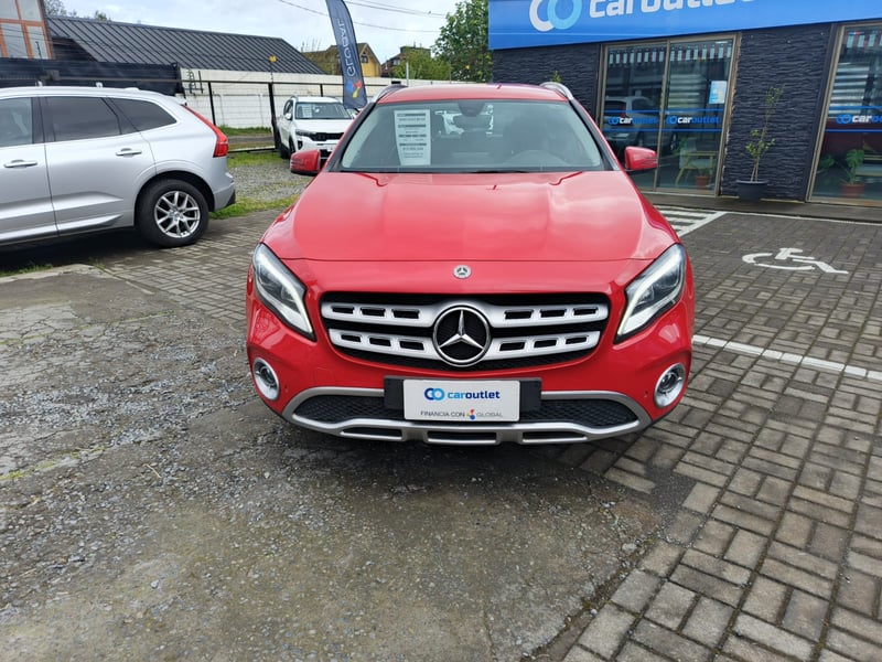 Mercedes-Benz GLA 200 HB 1.6 2020 - Imagen 6 de 11