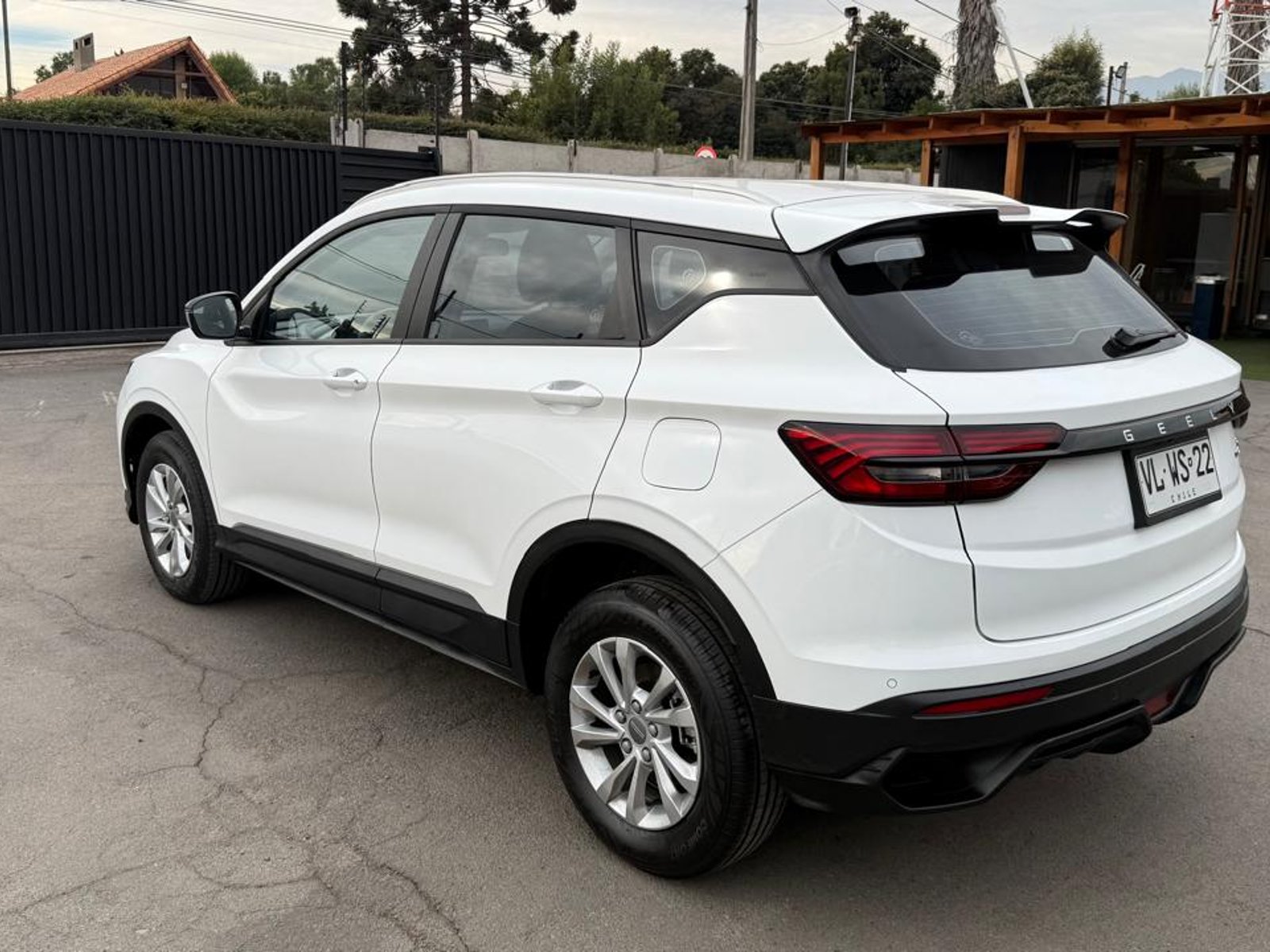 Geely COOLRAY 1.5 AUT 2026 - Foto 3 de 20