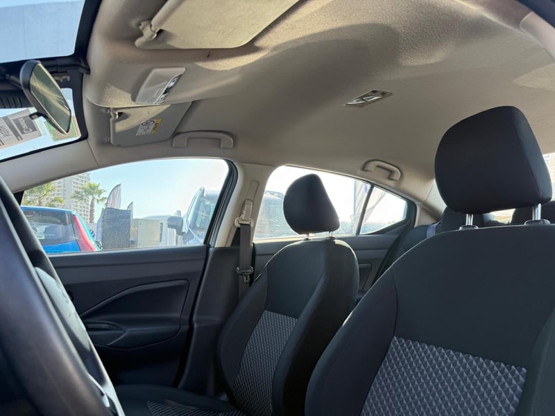 Nissan VERSA SENCE 1.6 2024 - Imagen 9 de 19