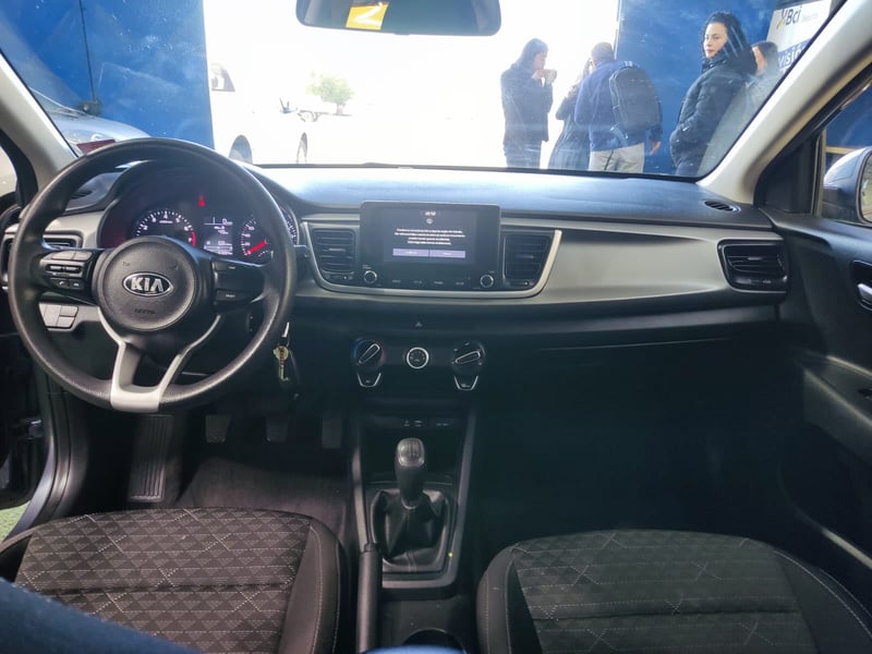 Kia RIO 4 LX 1.4 2021 - Imagen 11 de 14