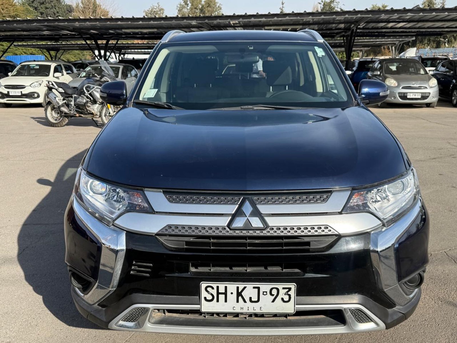Mitsubishi OUTLANDER 2.0 2023 - Imagen 8 de 20