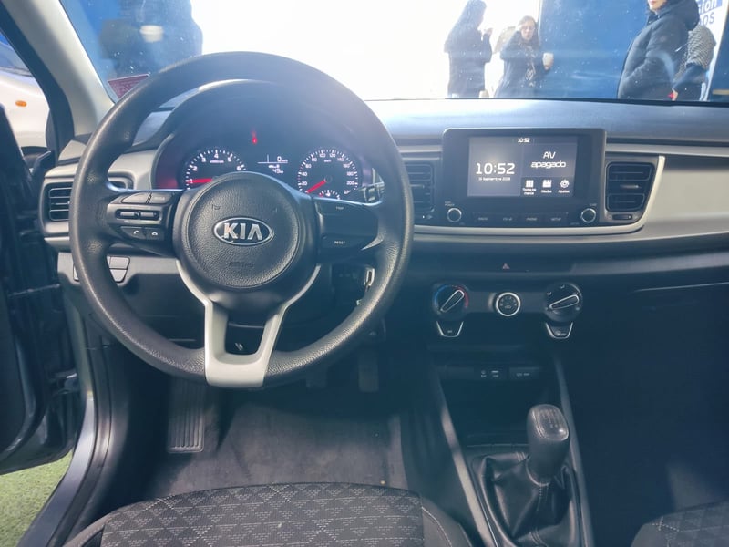 Kia RIO 4 LX 1.4 2021 - Imagen 12 de 14