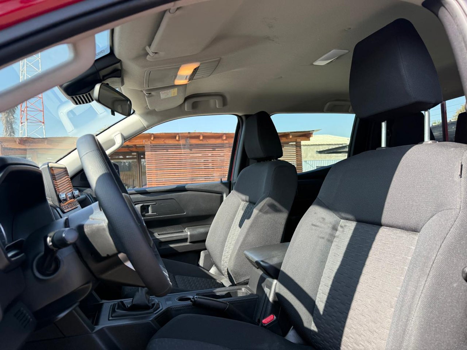 Mitsubishi L200 KATANA XR 2.4 2025 - Imagen 10 de 20
