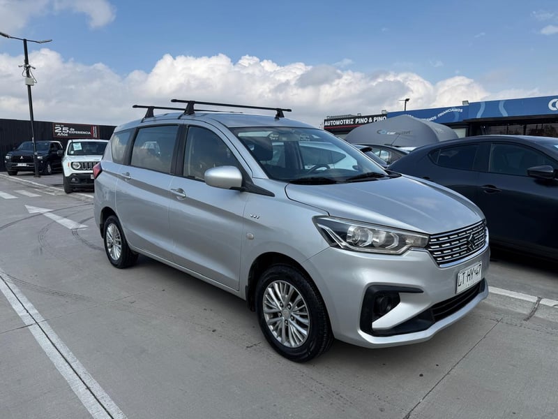Suzuki ERTIGA GLX 1.5 2020 - Imagen 7 de 20