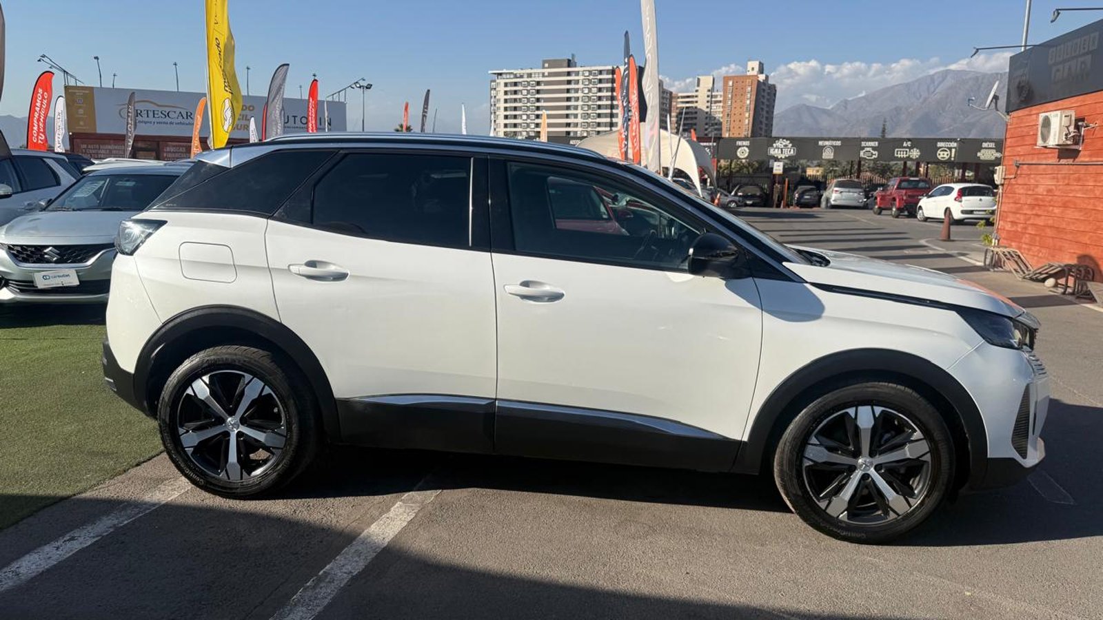 Peugeot 3008 THP 165HP 1.6 AUT 2022 - Imagen 6 de 20