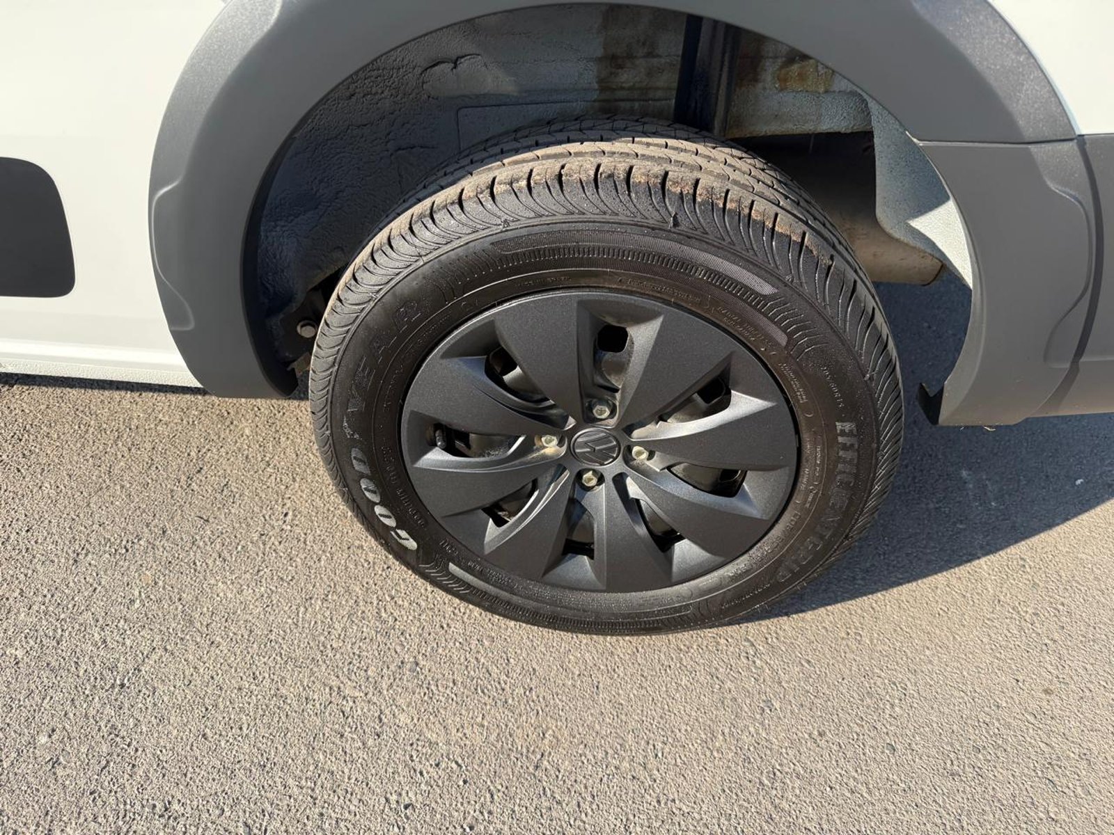 VOLKSWAGEN SAVEIRO CD 4X2 1.6 TM 2025 - Imagen 19 de 20