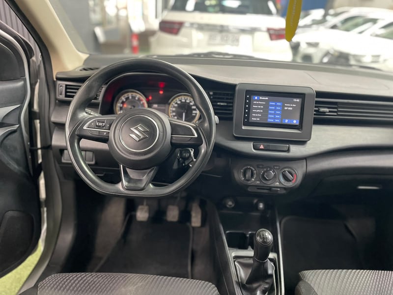 Suzuki ERTIGA GLX 1.5 2020 - Imagen 9 de 10