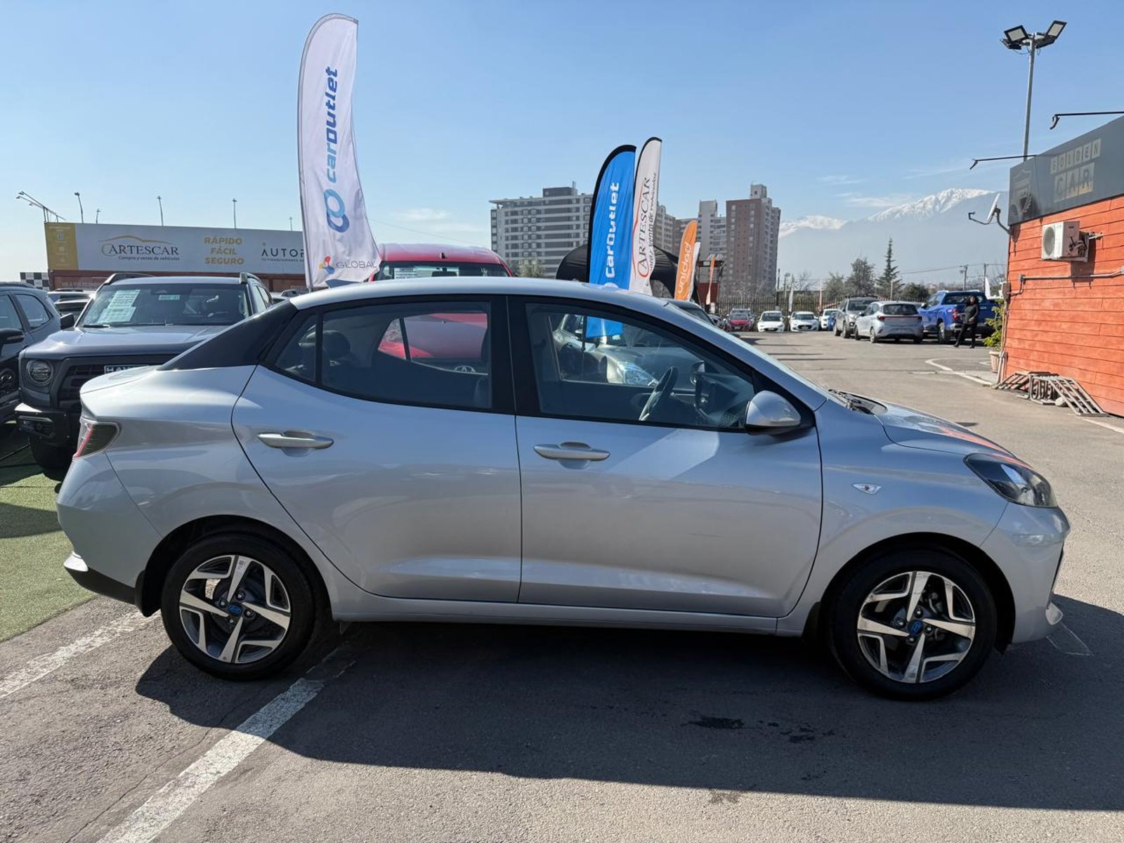 Hyundai GRAND I10 1.2 AUT 2025 - Imagen 6 de 20
