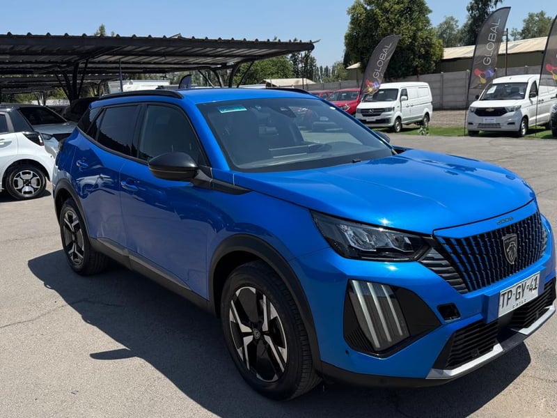 Peugeot 2008 BLUE HDI 130 EAT8 1.5 AUT 2024 - Imagen 7 de 20