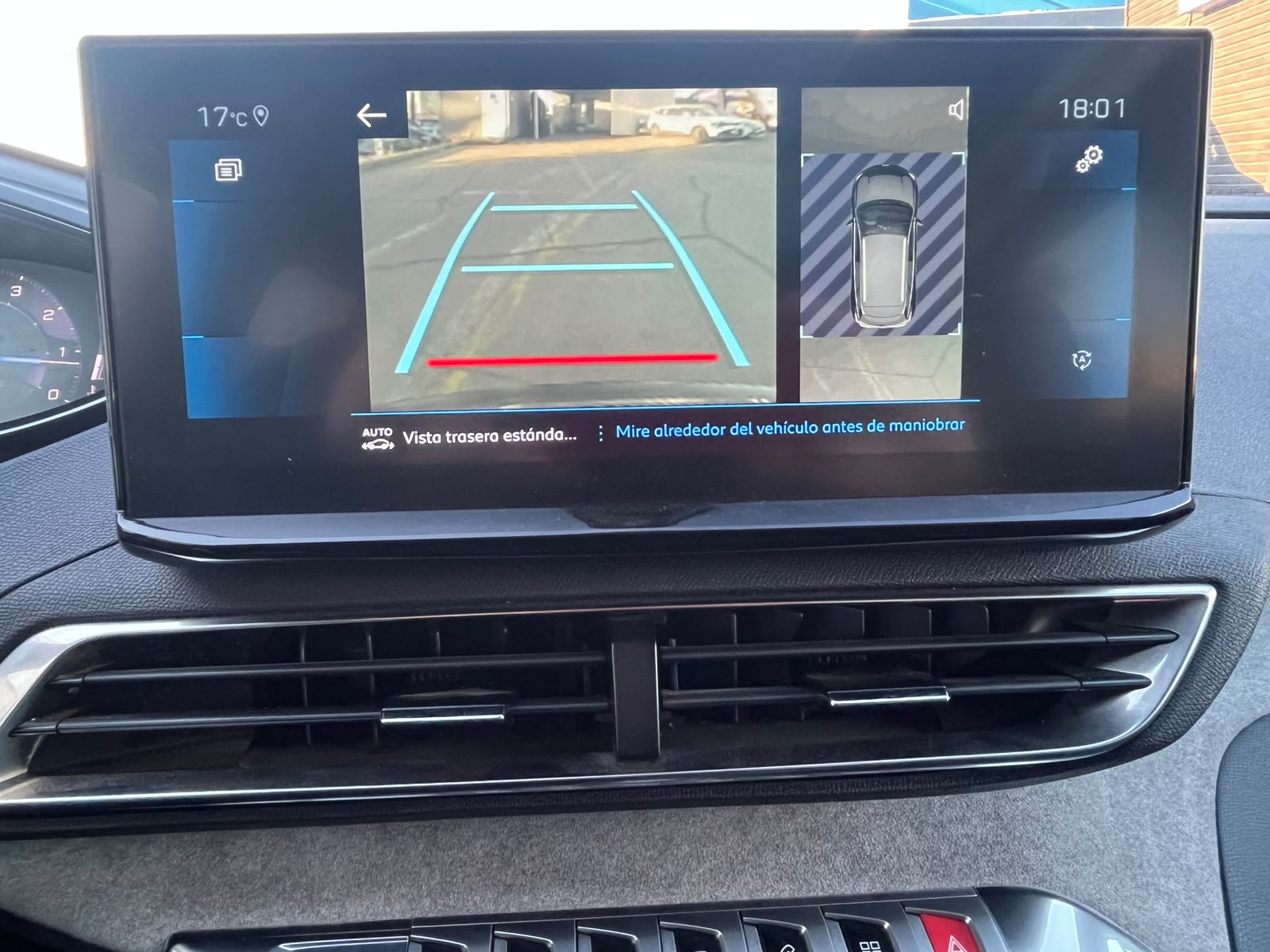 PEUGEOT 3008 PURETECH 180 EAT8 1.6 AUT 2024 - Imagen 15 de 19