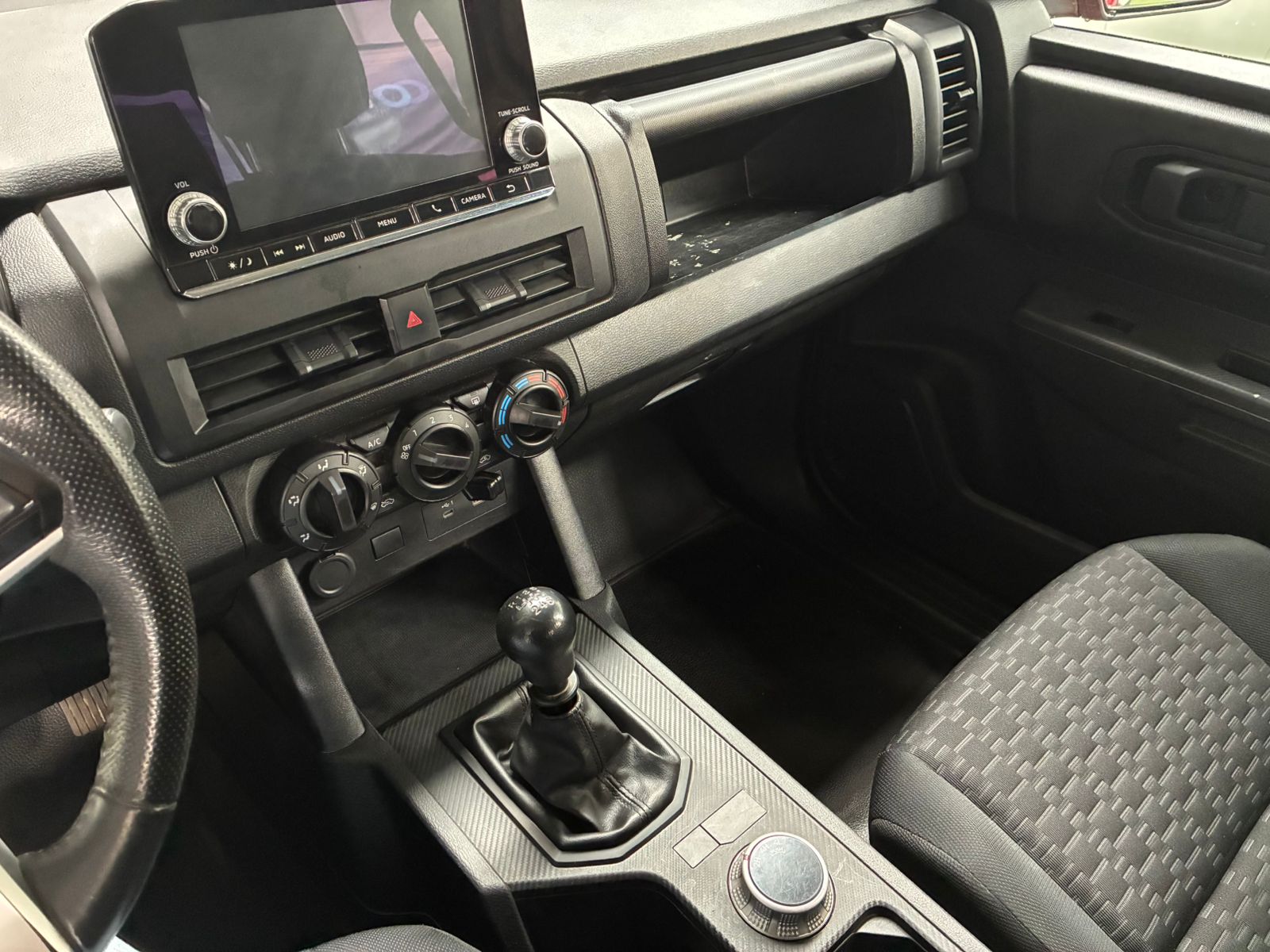MITSUBISHI L200 KATANA XRT 4X4 2.4 2024 - Imagen 9 de 11