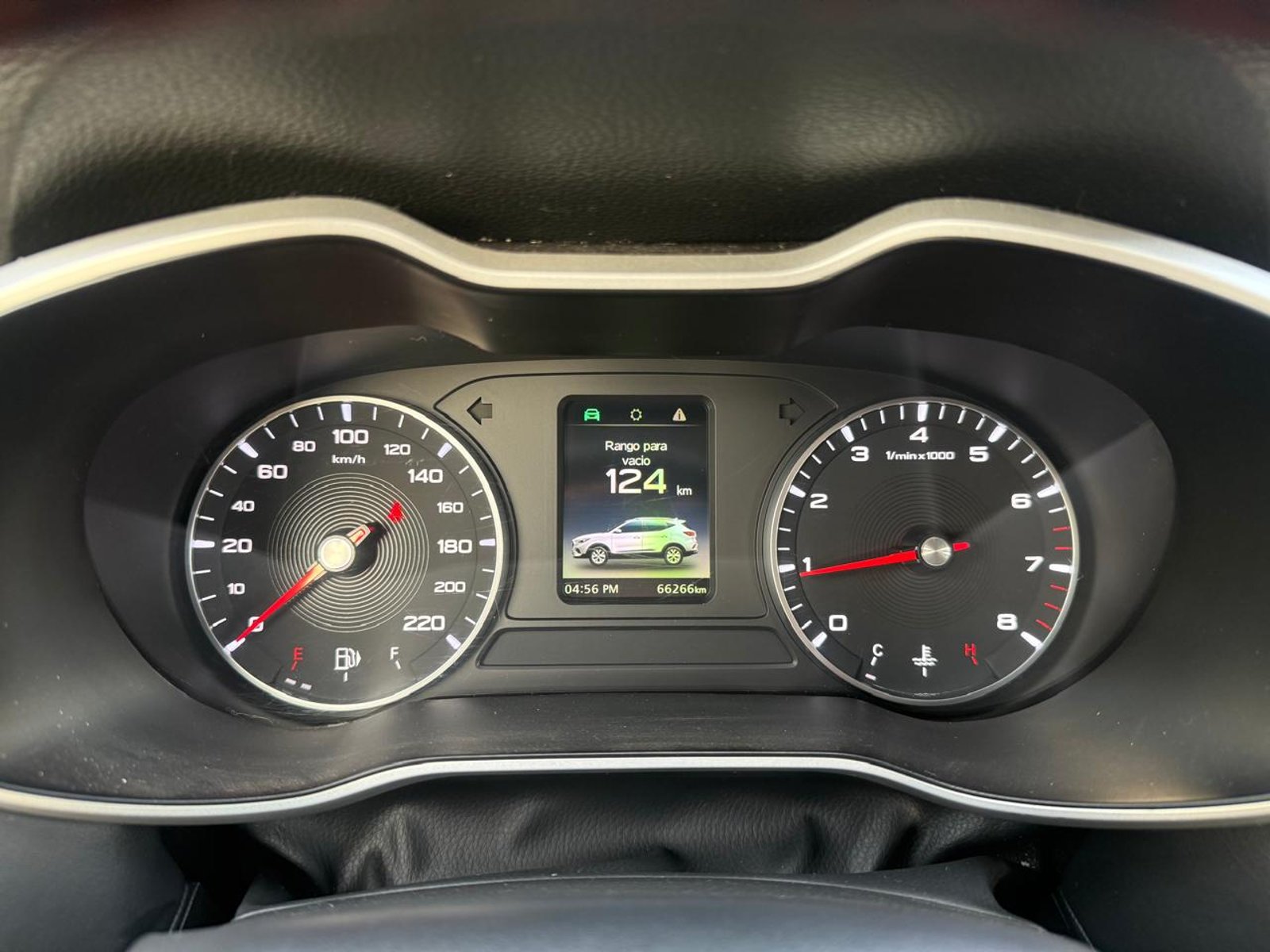 MG ZX 1.5 2022 - Imagen 15 de 20