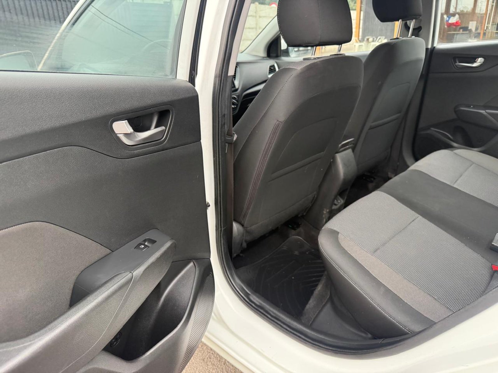 Hyundai ACCENT HCI 1.4 2023 - Imagen 19 de 20