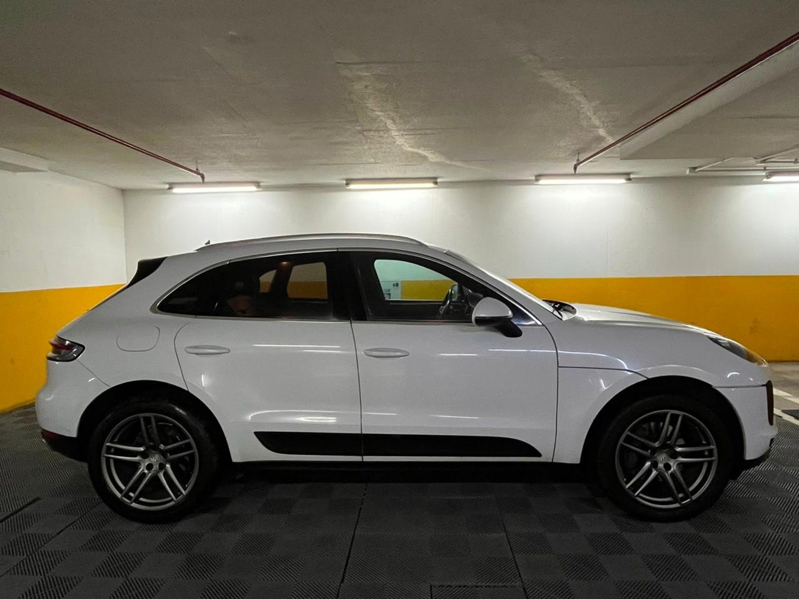 Porsche MACAN R4 II AWD 2.0 AUT 2020 - Imagen 6 de 19