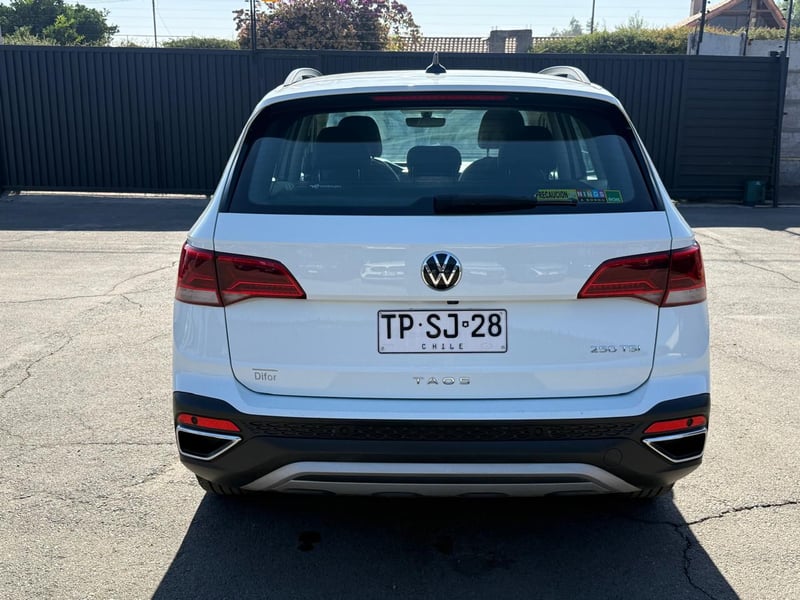 Volkswagen TAOS TSI 1.4 AT 2024 - Imagen 4 de 20