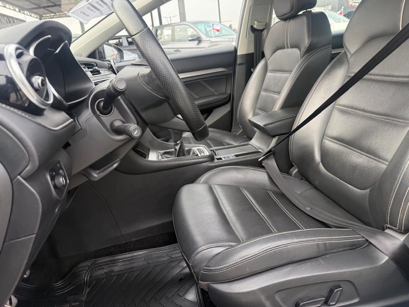 MG 6 DLX 1.5 2022 - Imagen 10 de 20
