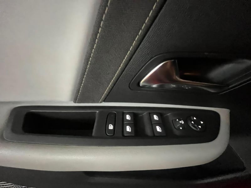 Citroën C4 MHEV 1.2 AUT 2026 - Imagen 10 de 18