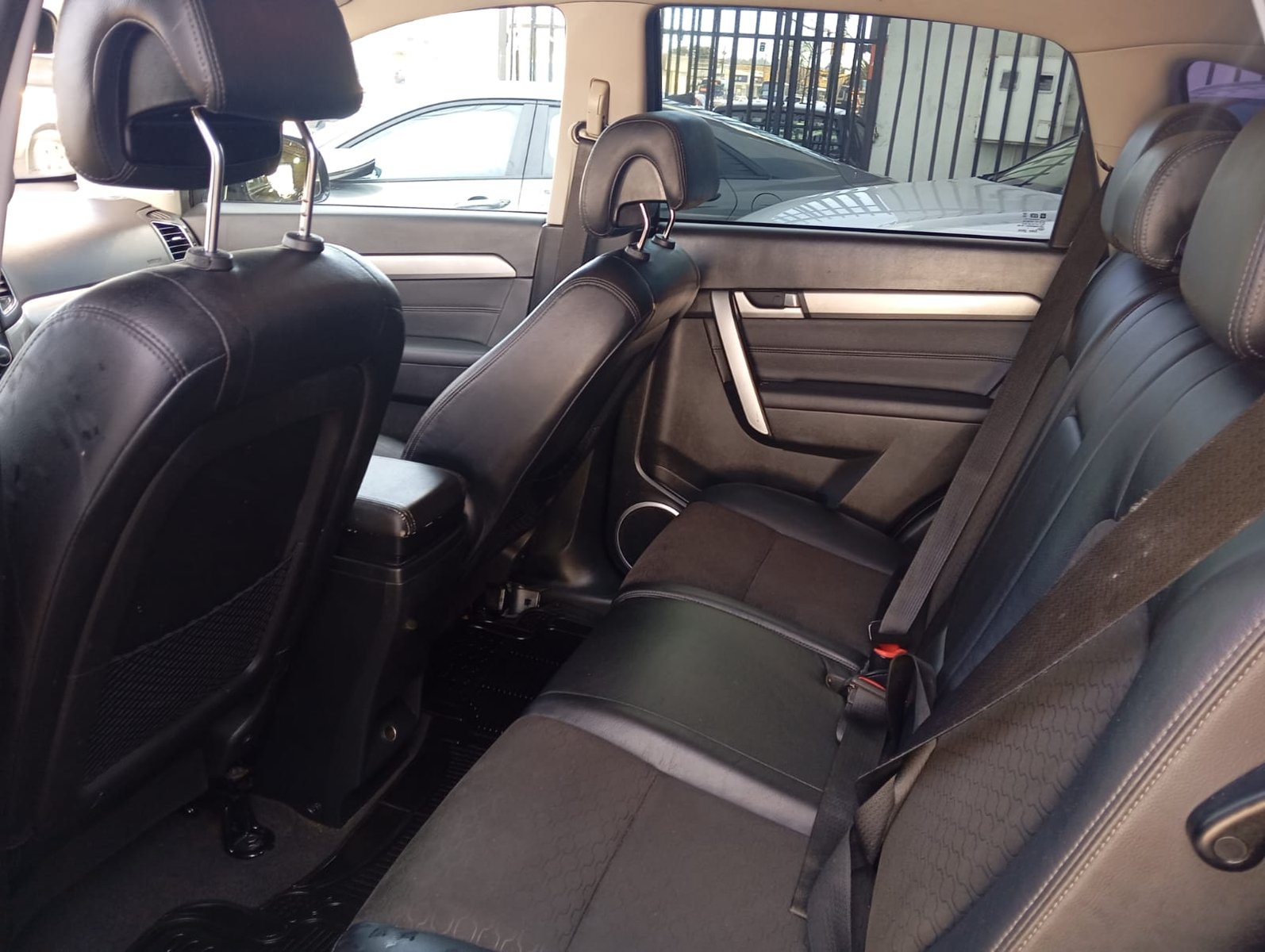 Chevrolet CAPTIVA 5 LT 2.2D AWD 6MT 2018 - Imagen 9 de 15