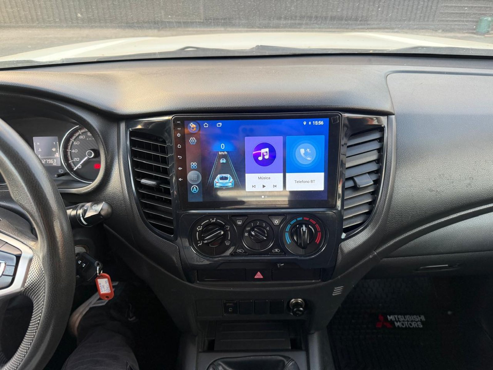 MITSUBISHI L200 D/C TD KATANA CRT 4X4 2022 - Imagen 16 de 20