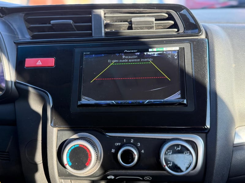 Honda WR V LX 1.5 AUT 2022 - Imagen 16 de 20