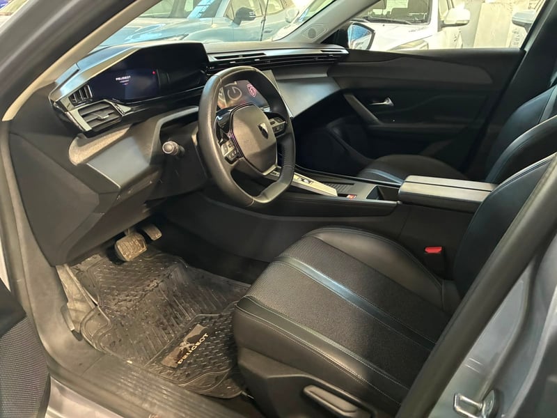 Peugeot 308 BLUEHDI 1.5 AUT 2024 - Imagen 7 de 11