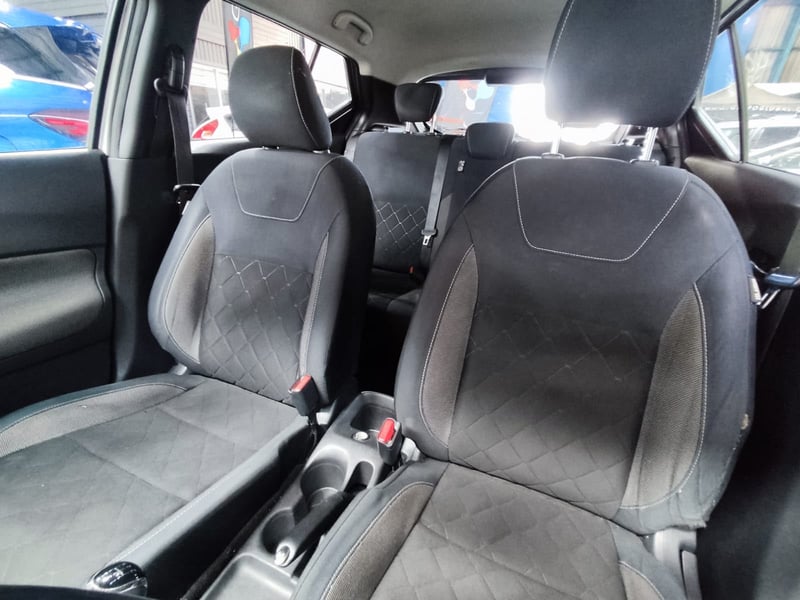 Nissan KICKS 1.6 2018 - Imagen 8 de 12