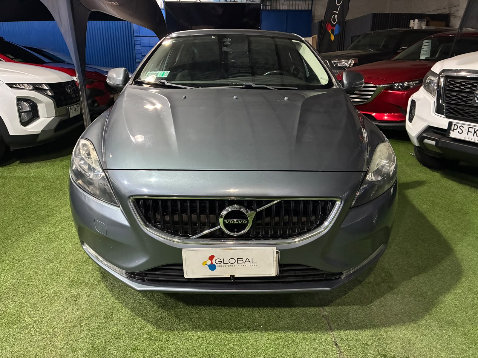 Volvo V40 D2 COMFORT 2.0 2018 - Imagen 6 de 11