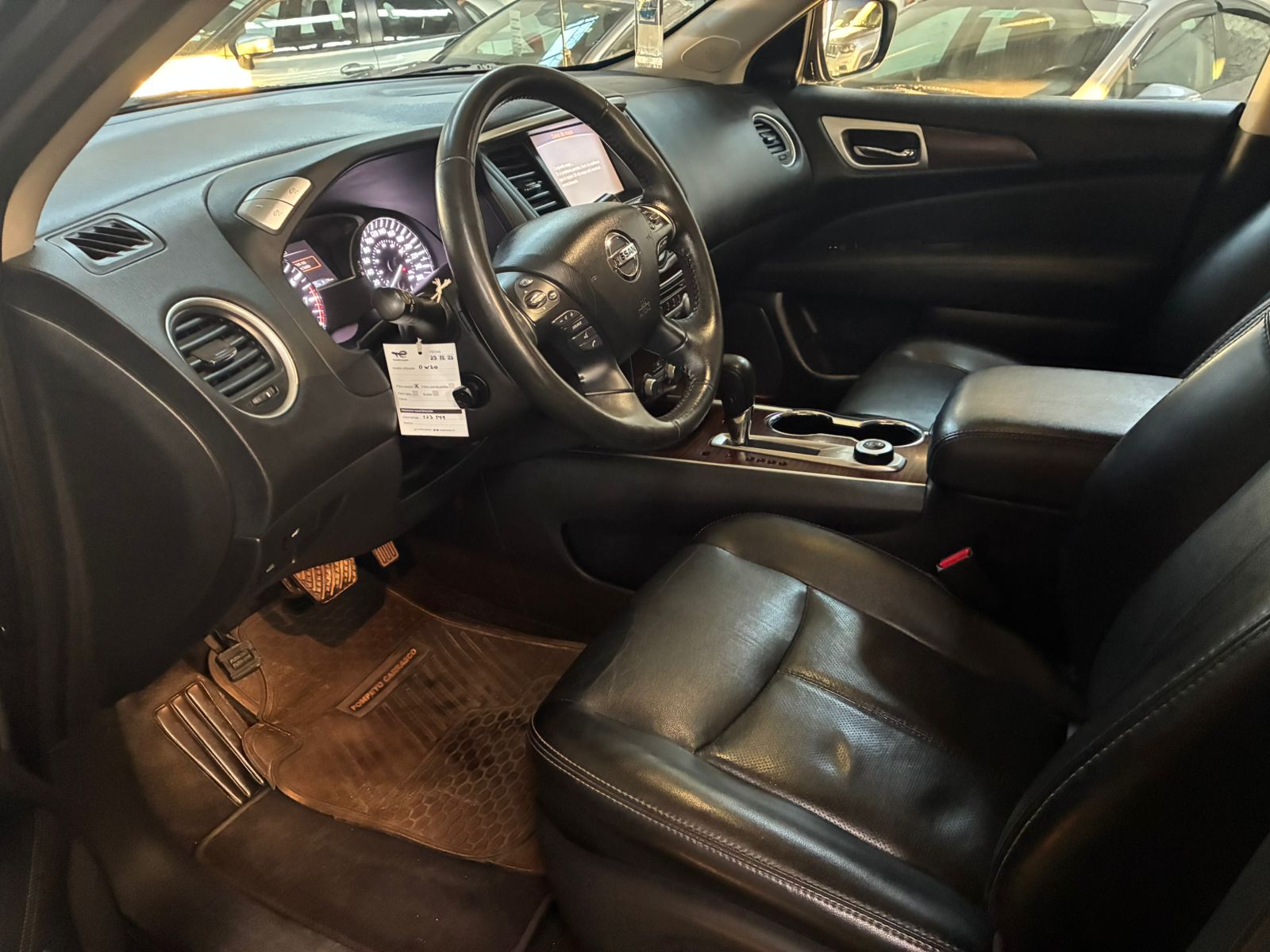 Nissan PATHFINDER 4WD 2020 - Imagen 10 de 14