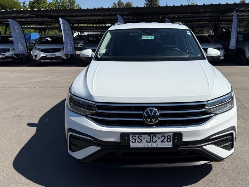 Volkswagen TIGUAN 1.4 AT 2023 - Imagen 8 de 20