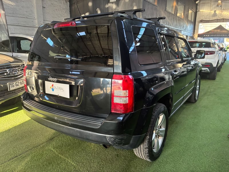 Jeep PATRIOT 4X4 2.4 AUT 2011 - Imagen 4 de 11