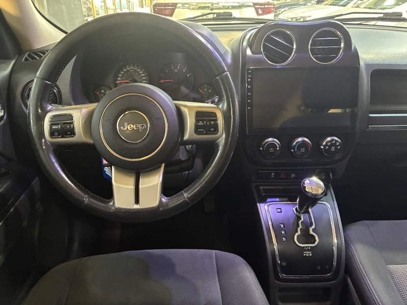 Jeep PATRIOT 4X4 2.4 AUT 2011 - Imagen 8 de 11