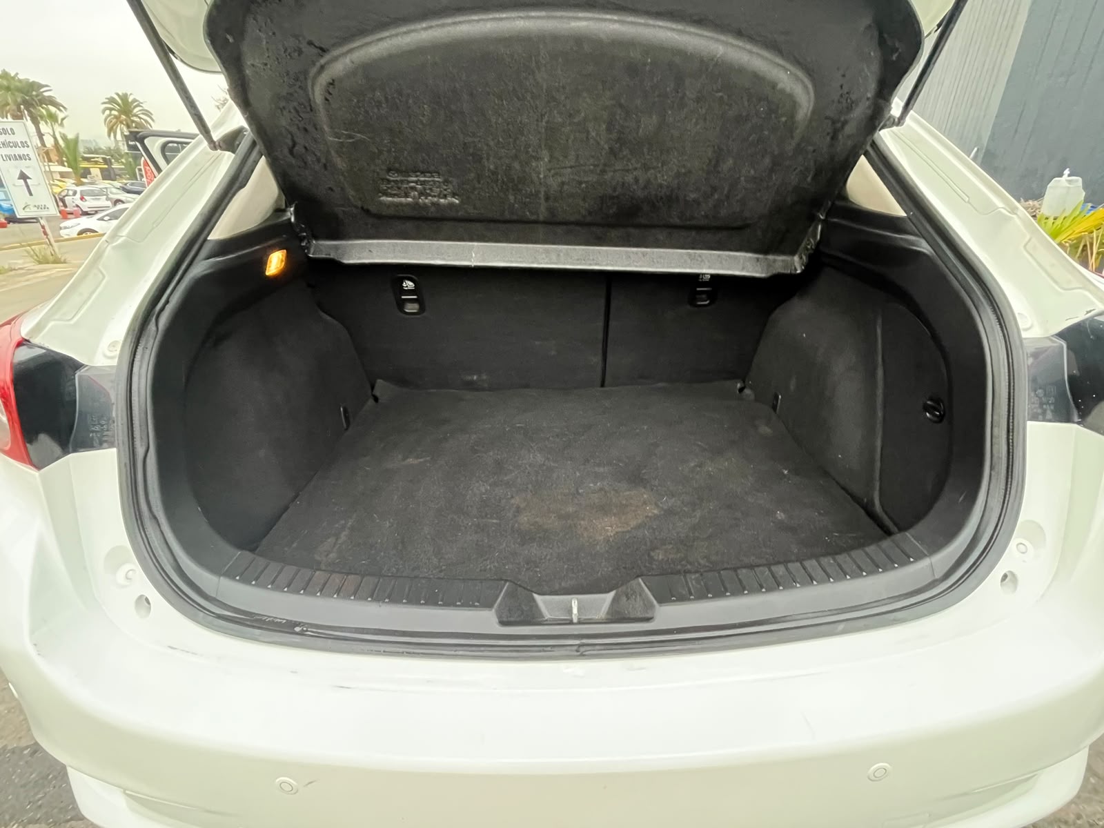 Mazda 3 HATCH BACK 2.0 AUT 2018 - Imagen 18 de 18