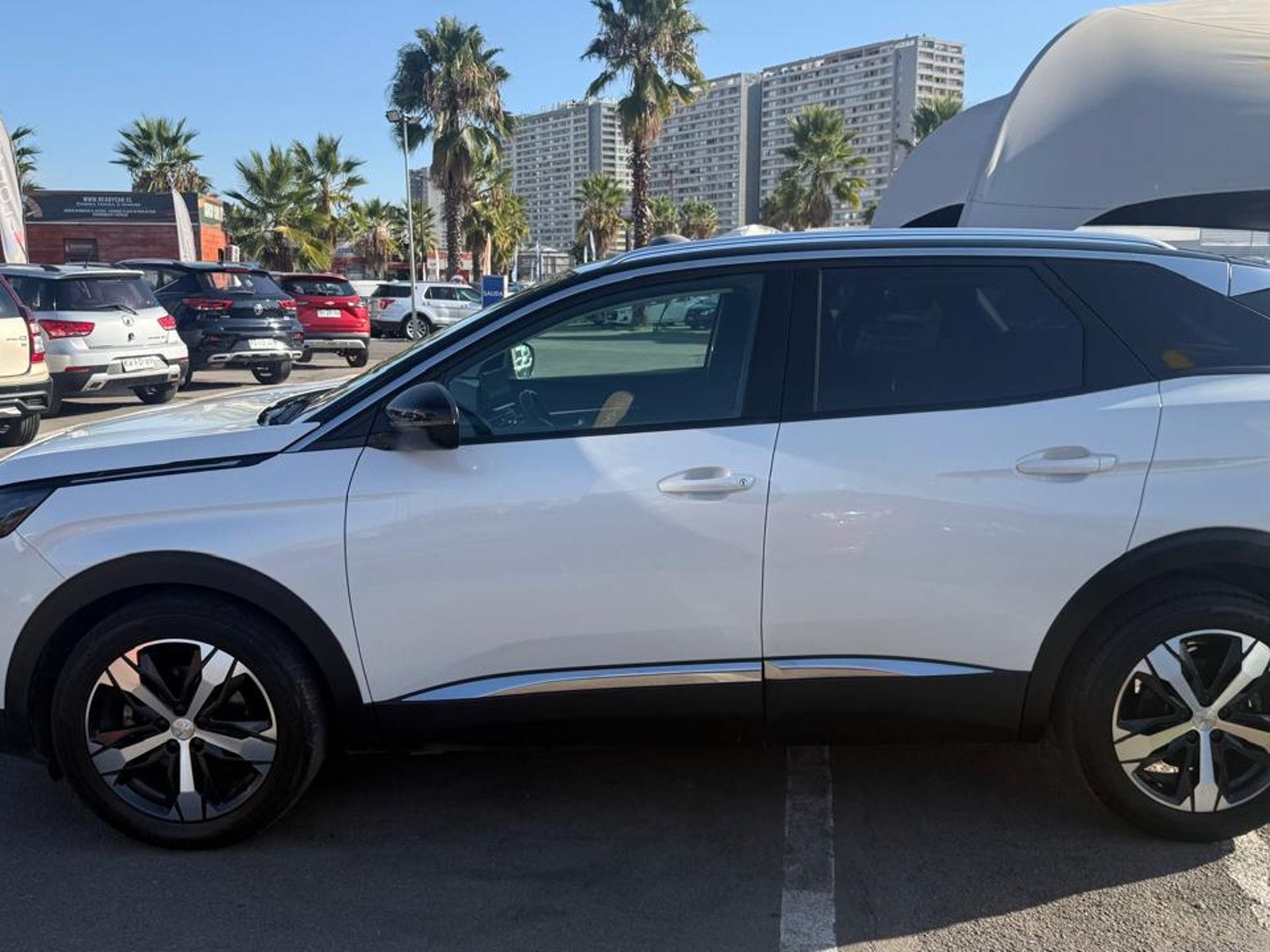 Peugeot 3008 THP 165HP 1.6 AUT 2022 - Foto 2 de 20
