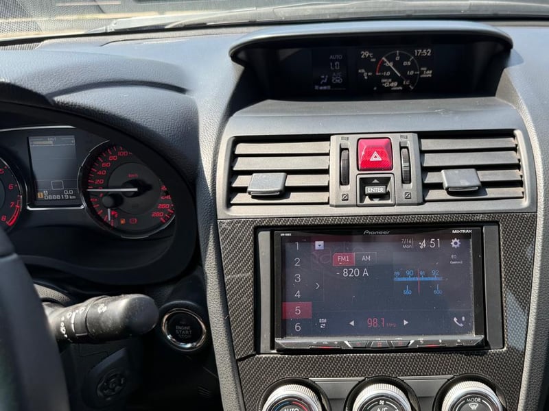 Subaru NEW WRX 2.0T AWD 6MT 2015 - Imagen 15 de 20