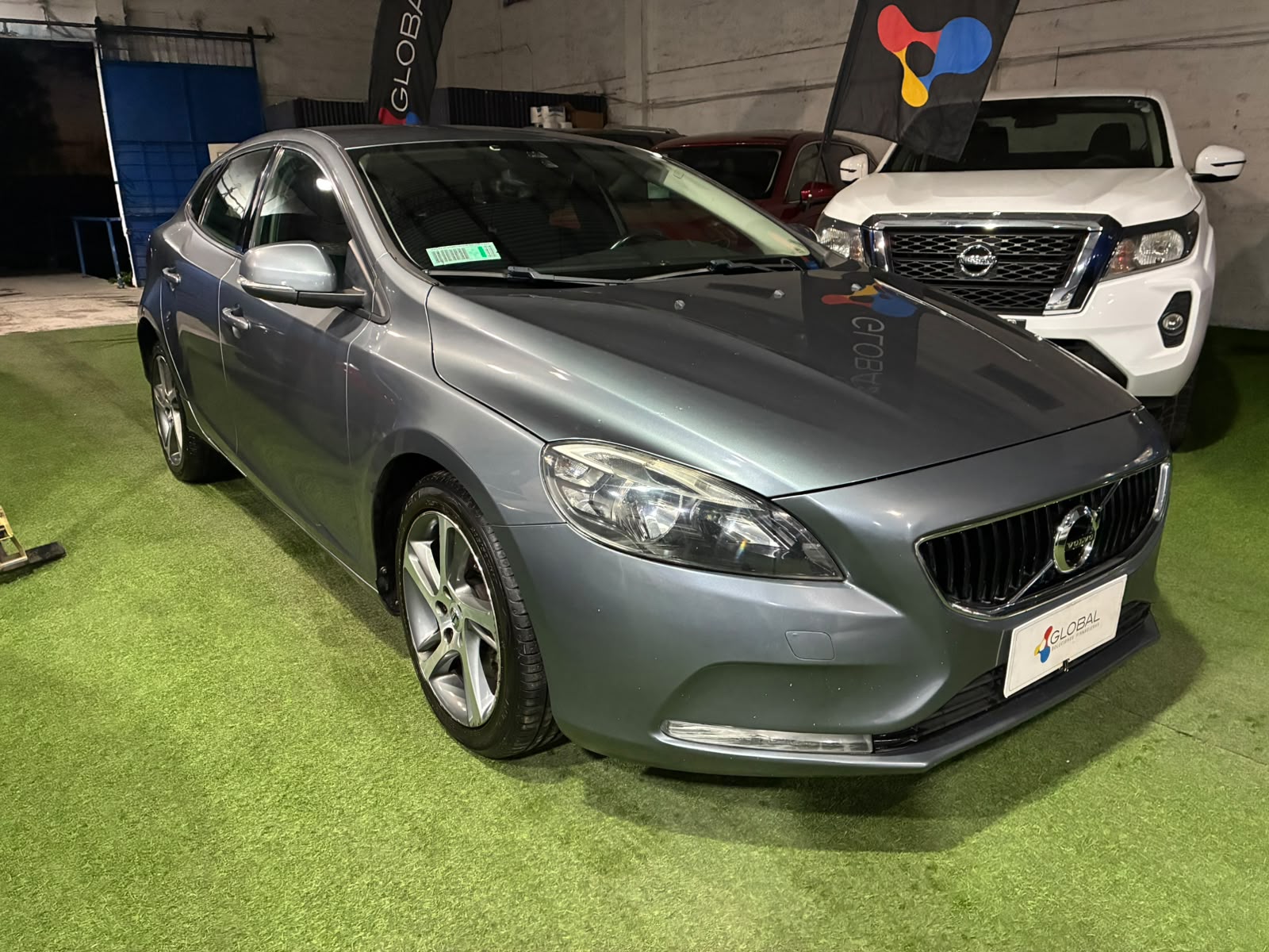 Volvo V40 D2 COMFORT 2.0 2018 - Foto 5 de 11