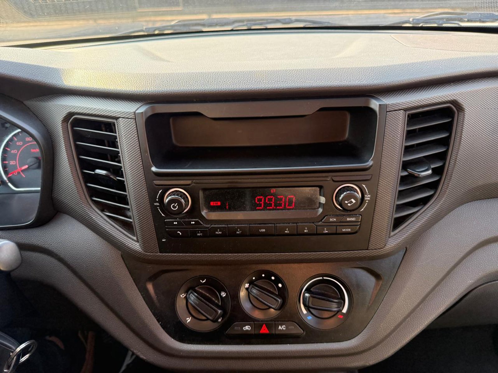 CHEVROLET N400 1.5 2025 - Imagen 16 de 20